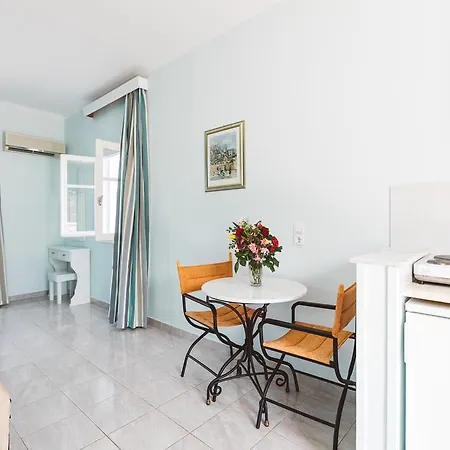 Fexulis Studios & Suites Agios Nikolaos  Kamer foto