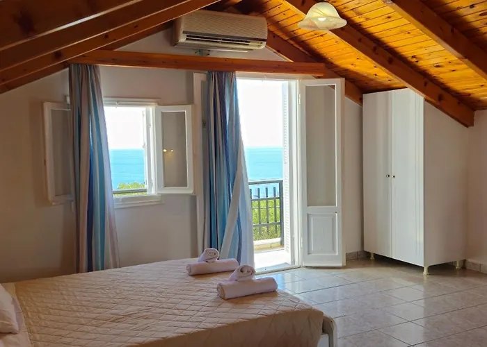 Fexulis Studios & Suites