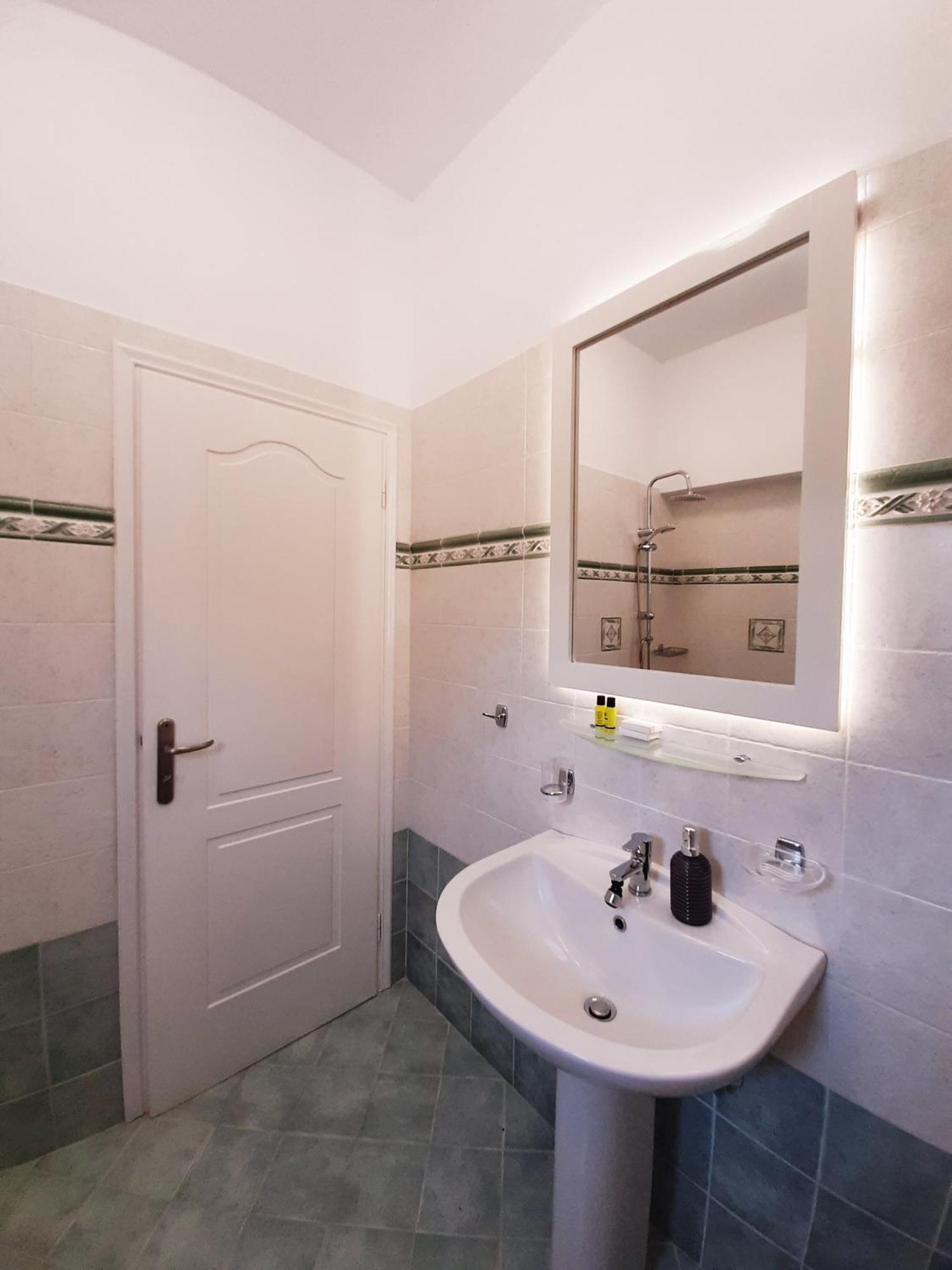 Fexulis & Apartmán Agios Nikolaos (Zakynthos)