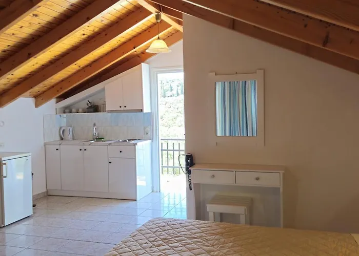 Fexulis Studios & Suites